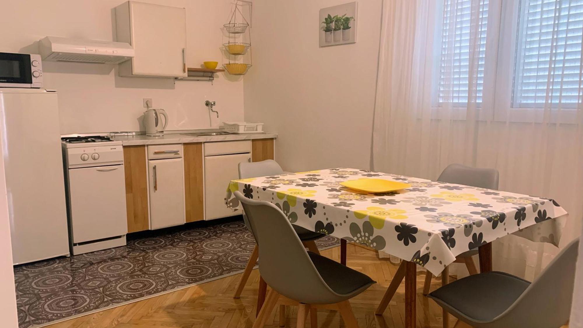 Apartments Leut Drašnice Extérieur photo