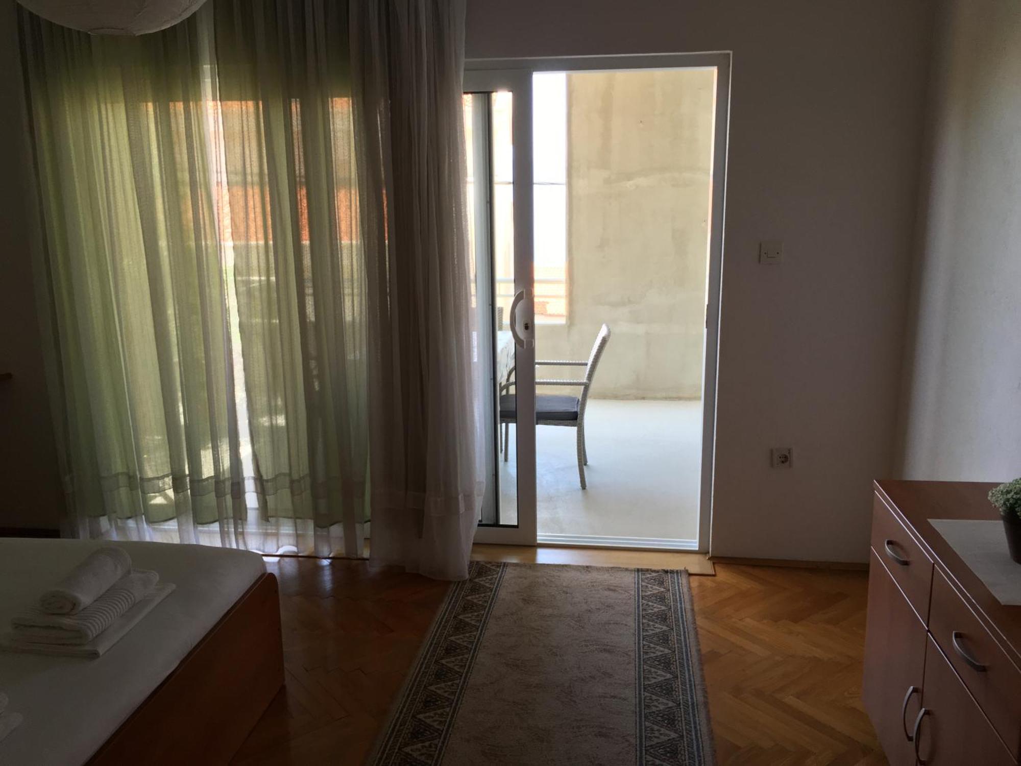Apartments Leut Drašnice Extérieur photo