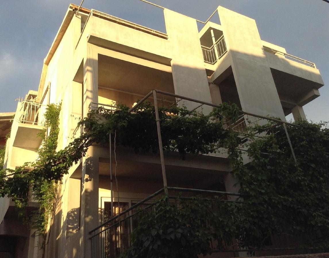 Apartments Leut Drašnice Extérieur photo